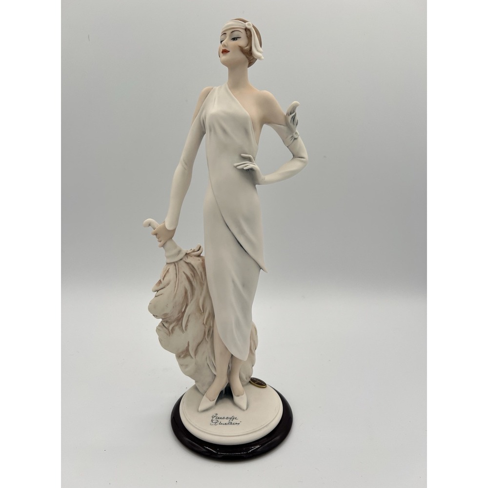 Giuseppe Armani Florence 2002 "Dorothy" Figurine #1729F